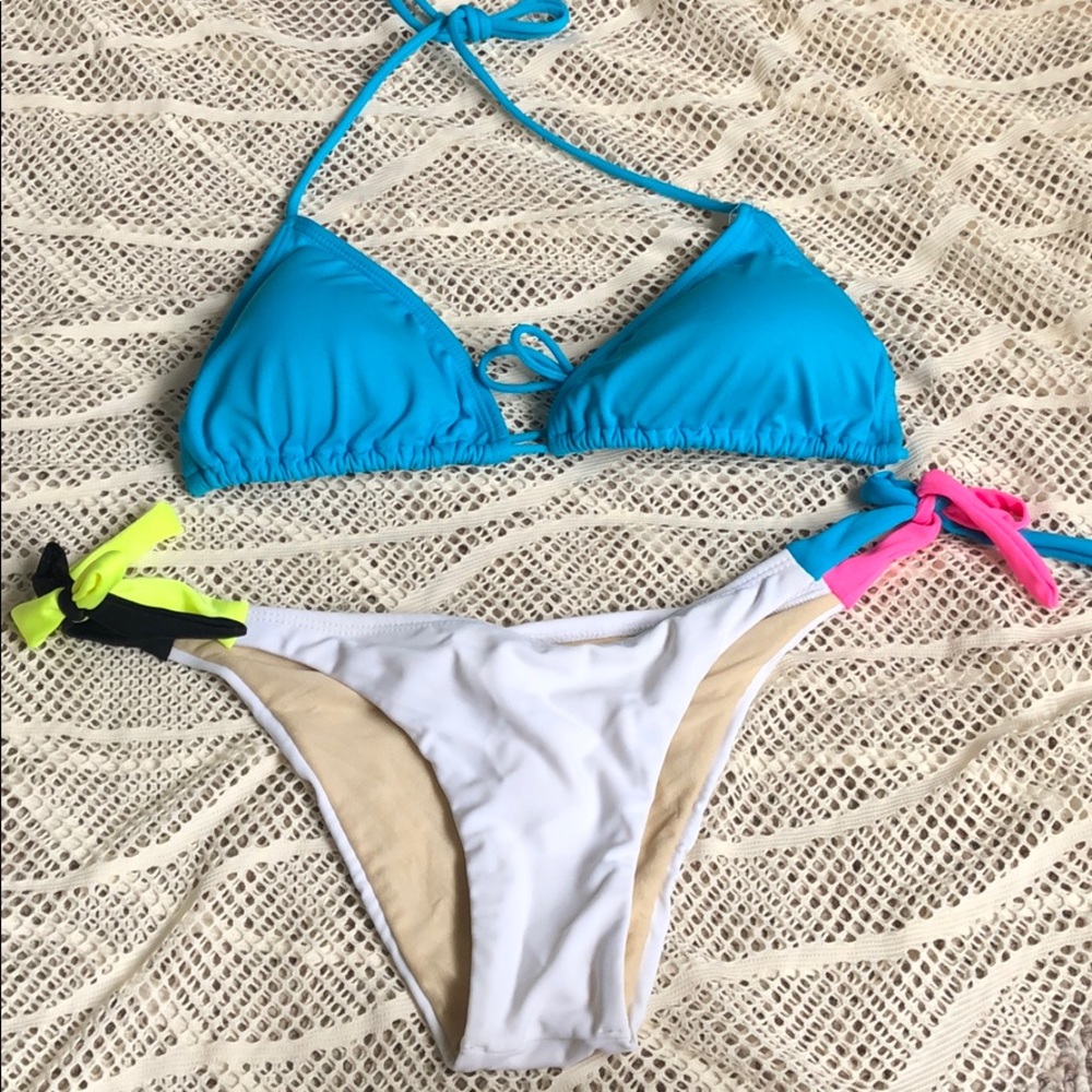 Brazilian Bikini! 👙😍